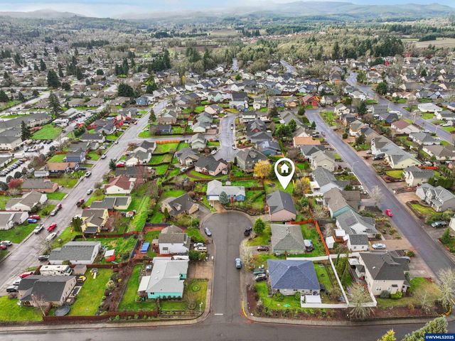 314 NW Elderberry Ln, Dallas, OR 97338