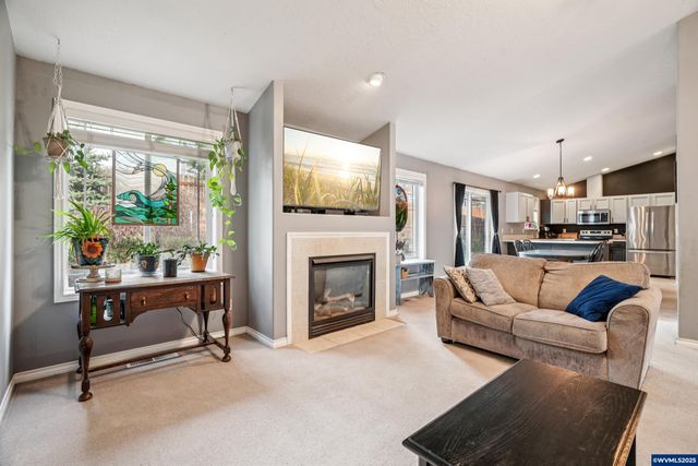 314 NW Elderberry Ln, Dallas, OR 97338