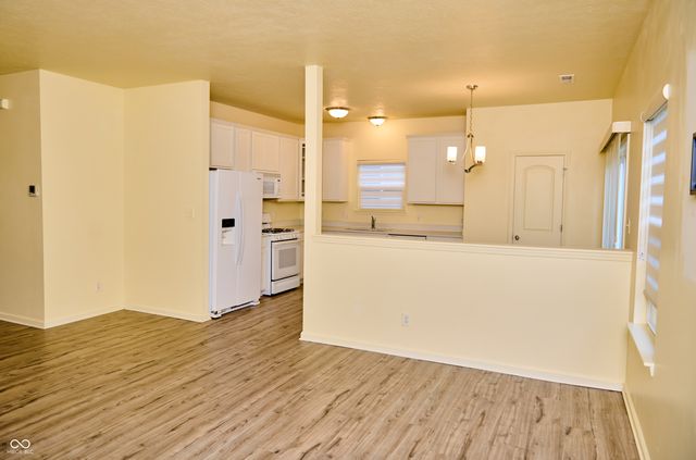 9218 Tansel Creek Drive, Indianapolis, IN 46234