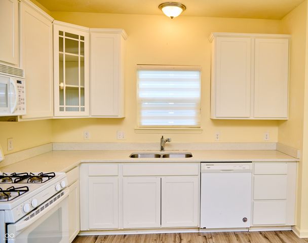 9218 Tansel Creek Drive, Indianapolis, IN 46234