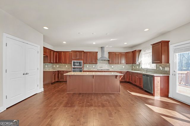 405 Chloe Court, Stockbridge, GA 30281