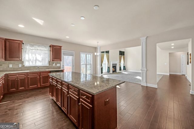 405 Chloe Court, Stockbridge, GA 30281