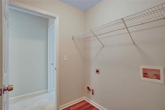 6005 Lake Windsor Parkway, Buford, GA 30518