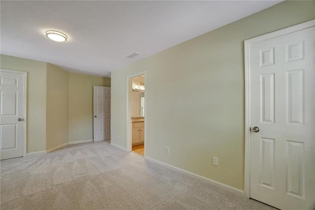 6005 Lake Windsor Parkway, Buford, GA 30518