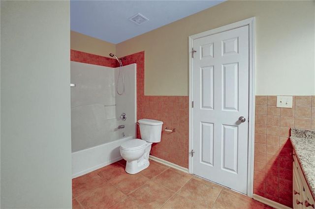 6005 Lake Windsor Parkway, Buford, GA 30518