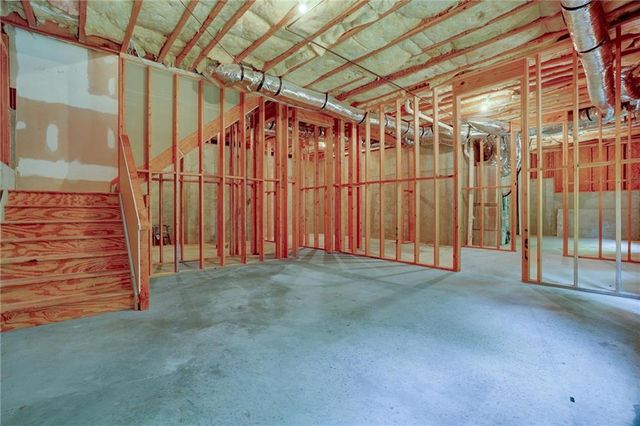 6005 Lake Windsor Parkway, Buford, GA 30518