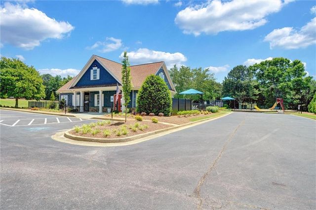 6005 Lake Windsor Parkway, Buford, GA 30518