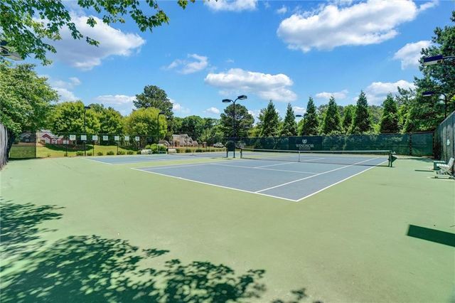 6005 Lake Windsor Parkway, Buford, GA 30518
