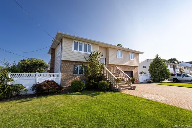 222 N Pine Street, Massapequa, NY 11758