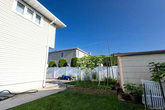 222 N Pine Street, Massapequa, NY 11758