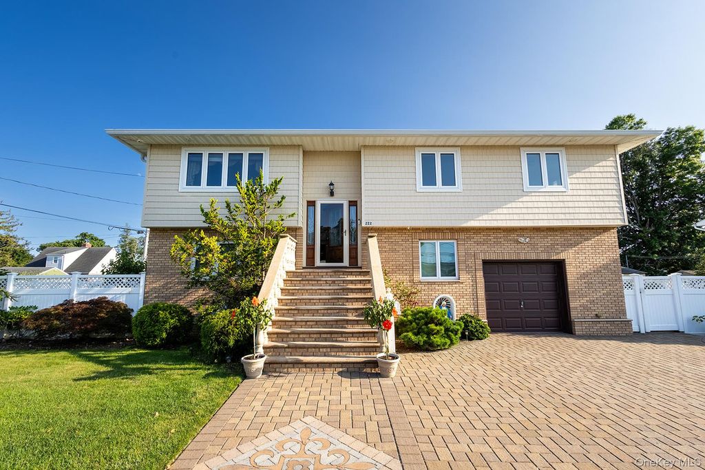 222 N Pine Street, Massapequa, NY 11758