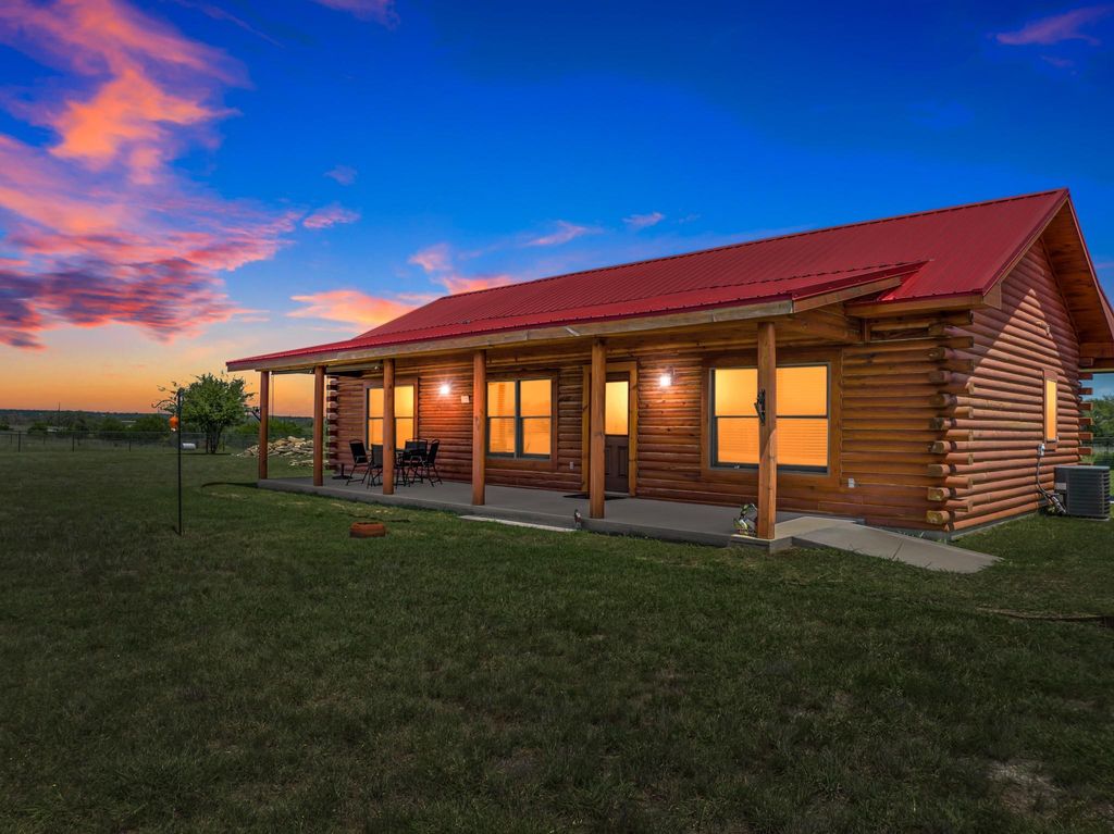 15126 Ranch Road 101, Kempner, TX 76539