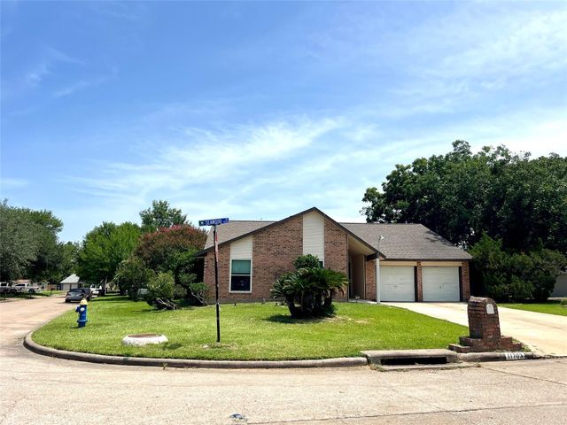 11703 Seawood Drive, Houston, TX 77089