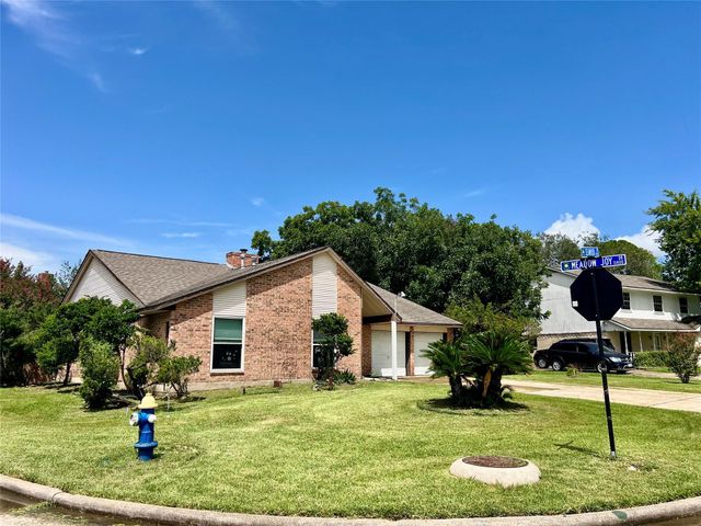 11703 Seawood Drive, Houston, TX 77089