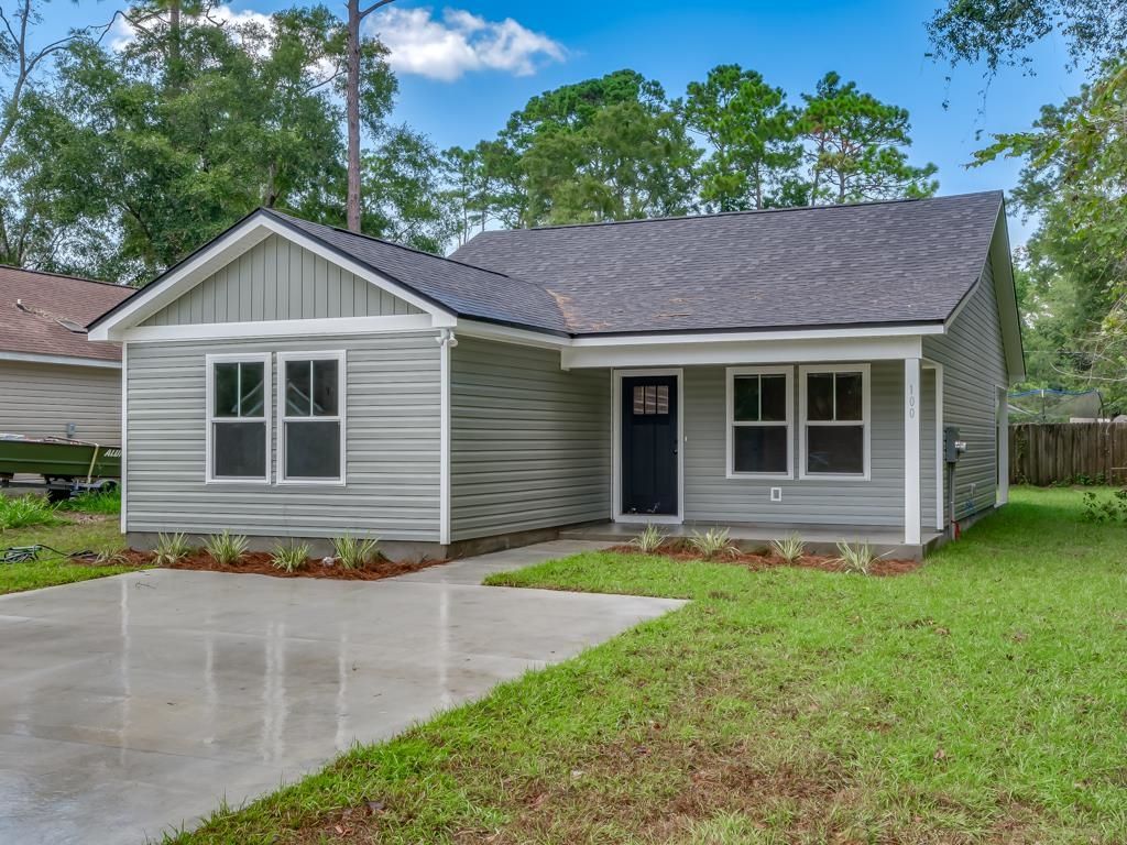 Image 1 of property listing at 75 Blackfoot Road, Crawfordville, FL 32327