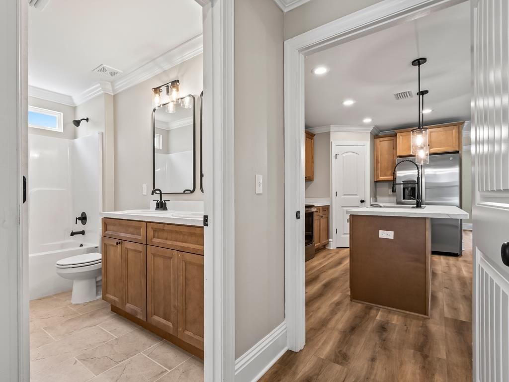 Image 14 of property listing at 75 Blackfoot Road, Crawfordville, FL 32327