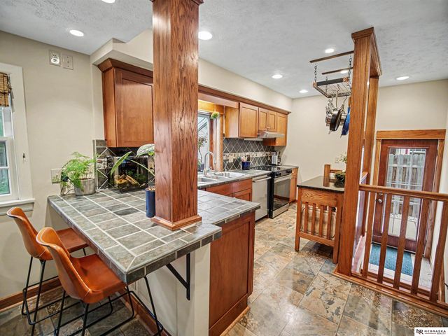2909 S 26th Street, Lincoln, NE 68502
