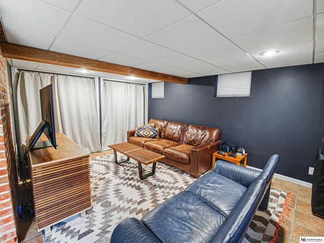 2909 S 26th Street, Lincoln, NE 68502