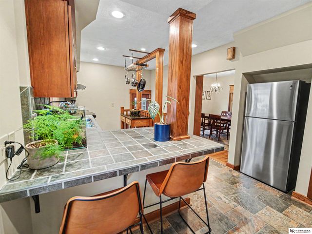 2909 S 26th Street, Lincoln, NE 68502