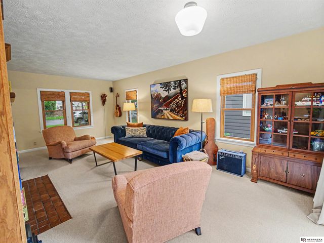 2909 S 26th Street, Lincoln, NE 68502