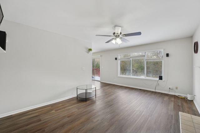 4506 W Forest Avenue, Waukegan, IL 60085