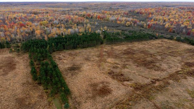 W12103 Highland ROAD, Antigo, WI 54409