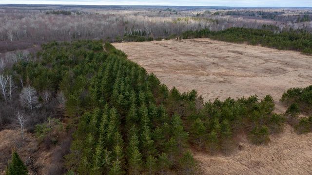 W12103 Highland ROAD, Antigo, WI 54409