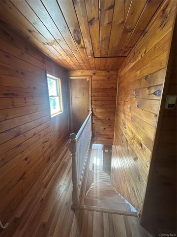 94 fire house rd, Wurtsboro, NY 12790