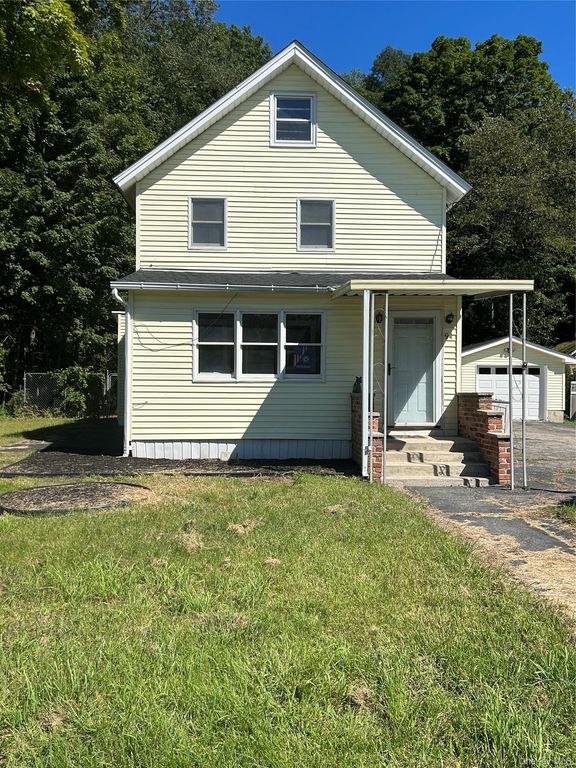 94 fire house rd, Wurtsboro, NY 12790