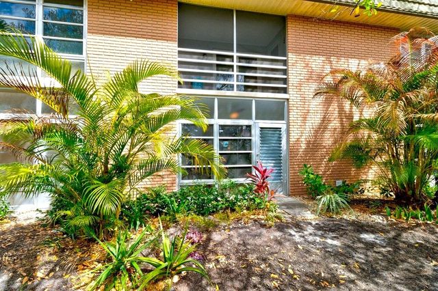 47 Vista Gardens Trail 104, Vero Beach, FL 32962