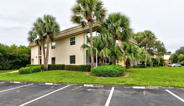 47 Vista Gardens Trail 104, Vero Beach, FL 32962