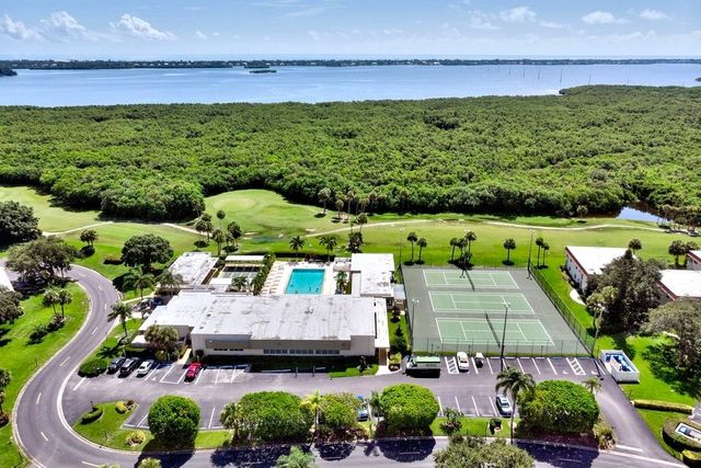 47 Vista Gardens Trail 104, Vero Beach, FL 32962