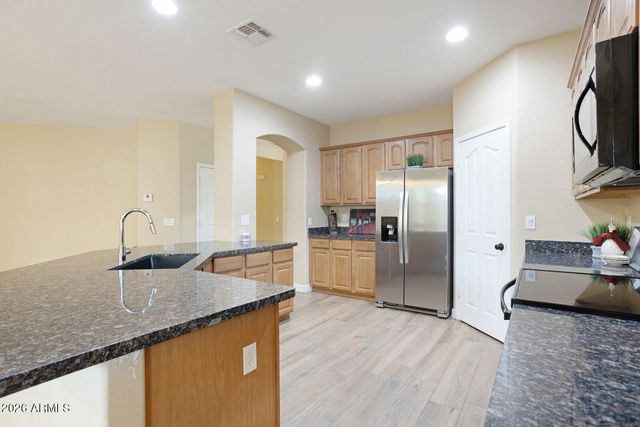 2981 E COUNTRY SHADOWS Street, Gilbert, AZ 85298