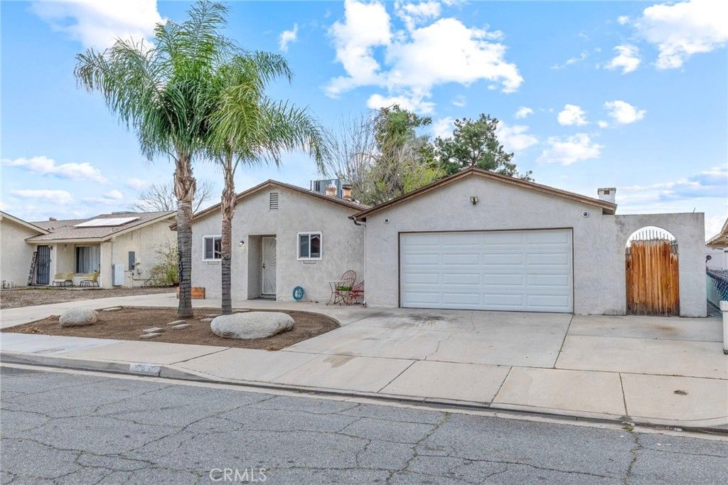 784 S Miramar, San Jacinto, CA 92583
