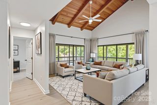 8A Cove Overlook Drive, Hendersonville, NC 28739