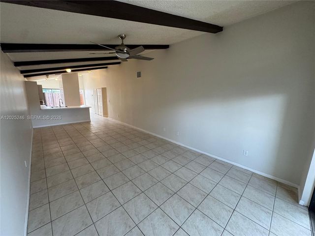 1752 NW 72nd Ave 83, Plantation, FL 33313
