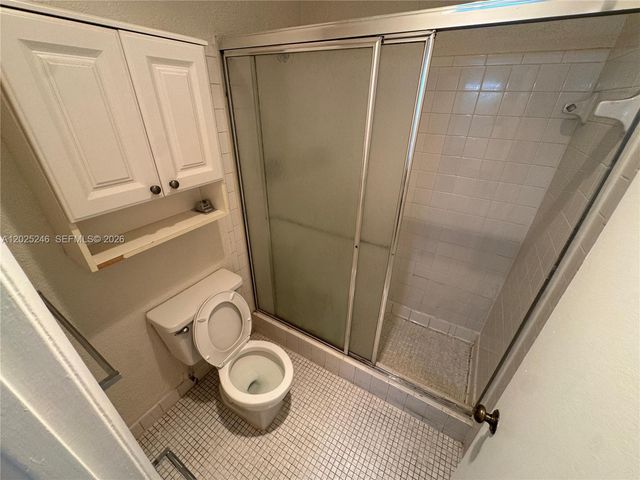 1752 NW 72nd Ave 83, Plantation, FL 33313