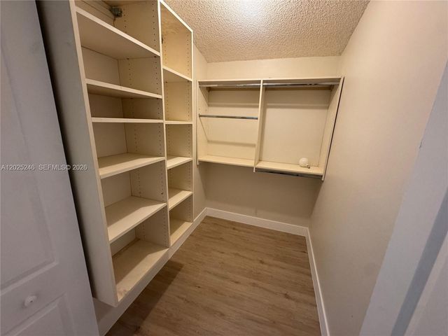 1752 NW 72nd Ave 83, Plantation, FL 33313