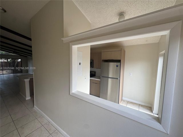 1752 NW 72nd Ave 83, Plantation, FL 33313