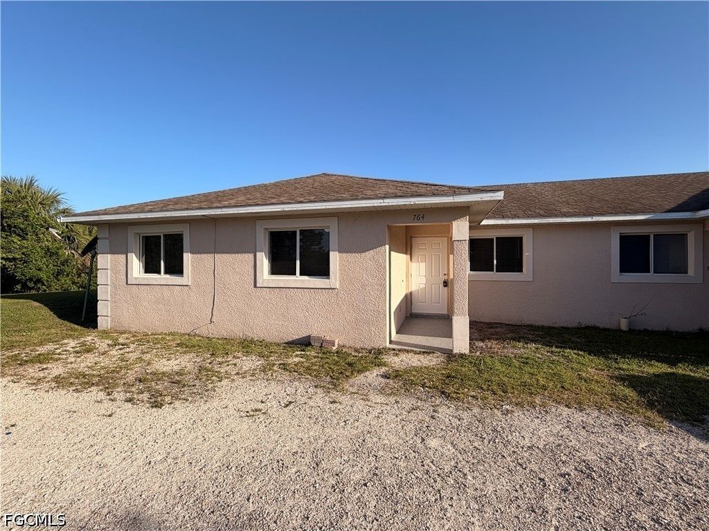 762 Gallo AVE S 764, Lehigh Acres, FL 33974