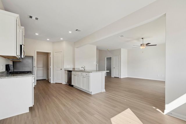 360 Kingston Way, Waller, TX 77484