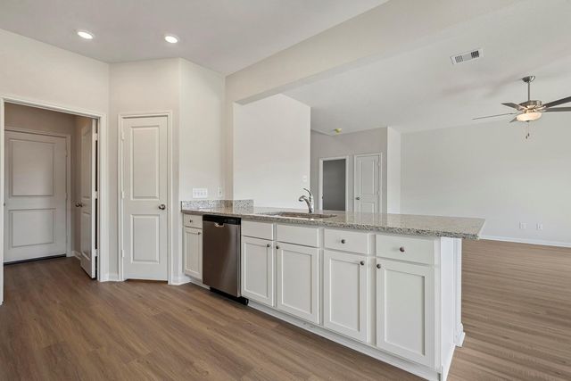 360 Kingston Way, Waller, TX 77484