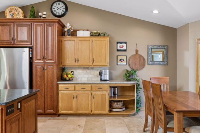 356 Pendryn Hill Curve, Woodbury, MN 55125