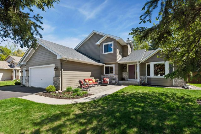 356 Pendryn Hill Curve, Woodbury, MN 55125