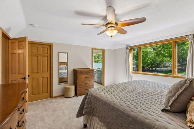 356 Pendryn Hill Curve, Woodbury, MN 55125