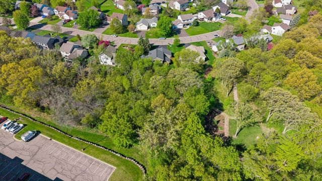 356 Pendryn Hill Curve, Woodbury, MN 55125