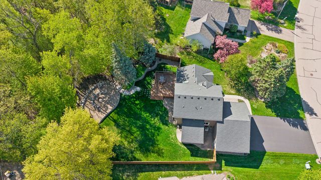 356 Pendryn Hill Curve, Woodbury, MN 55125