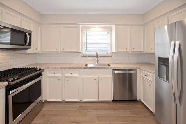 1907 Ottawa Lane, Houston, TX 77043