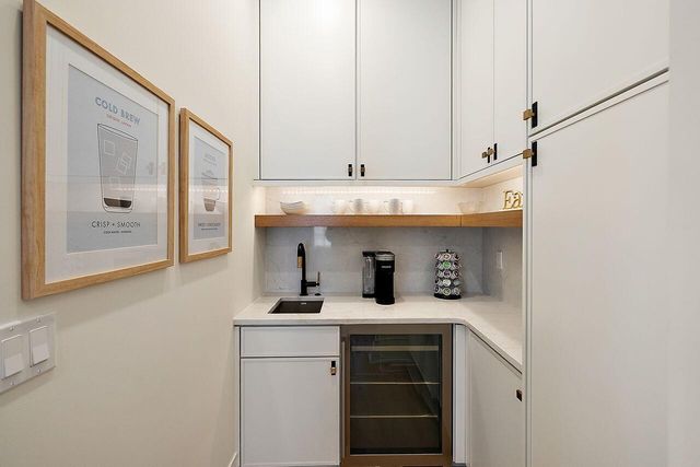 101 S Griswold Street, Northville, MI 48167