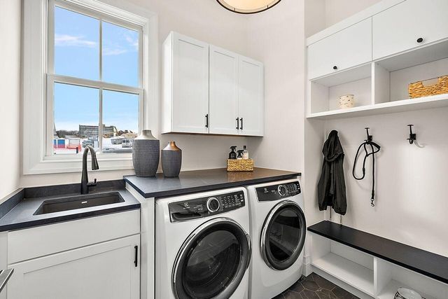 101 S Griswold Street, Northville, MI 48167